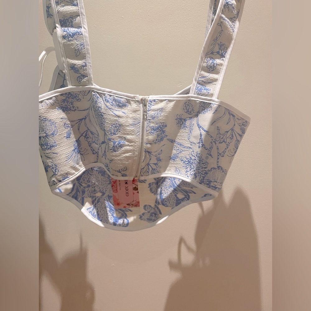 A blue flower corset